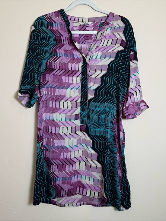 Tucker Tops - Tucker Abstract Chevron Tunic Purple, Teal Black Silk Blend Women’s top size L
